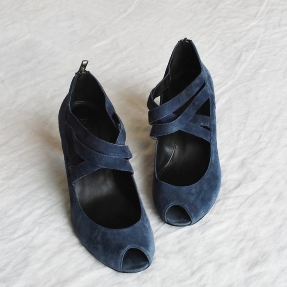 J Crew navy suede heels - Picture 2 of 9